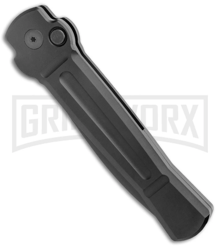 AKC X-treme Ace Black Automatic Knife - Black Two Tone 2 AKC X-treme Ace Black Automatic Knife - Black Two Tone - Image 2