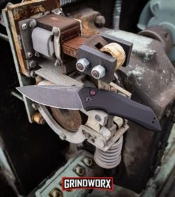 Kershaw Launch 1 Red Aluminum Automatic Knife - Blackwash Plain -Gerber Knives Store Kershaw Launch 1 Automatic Knife Black Aluminum BlackWash 7100BW BHQ 27374 kp lifestyle web large 5